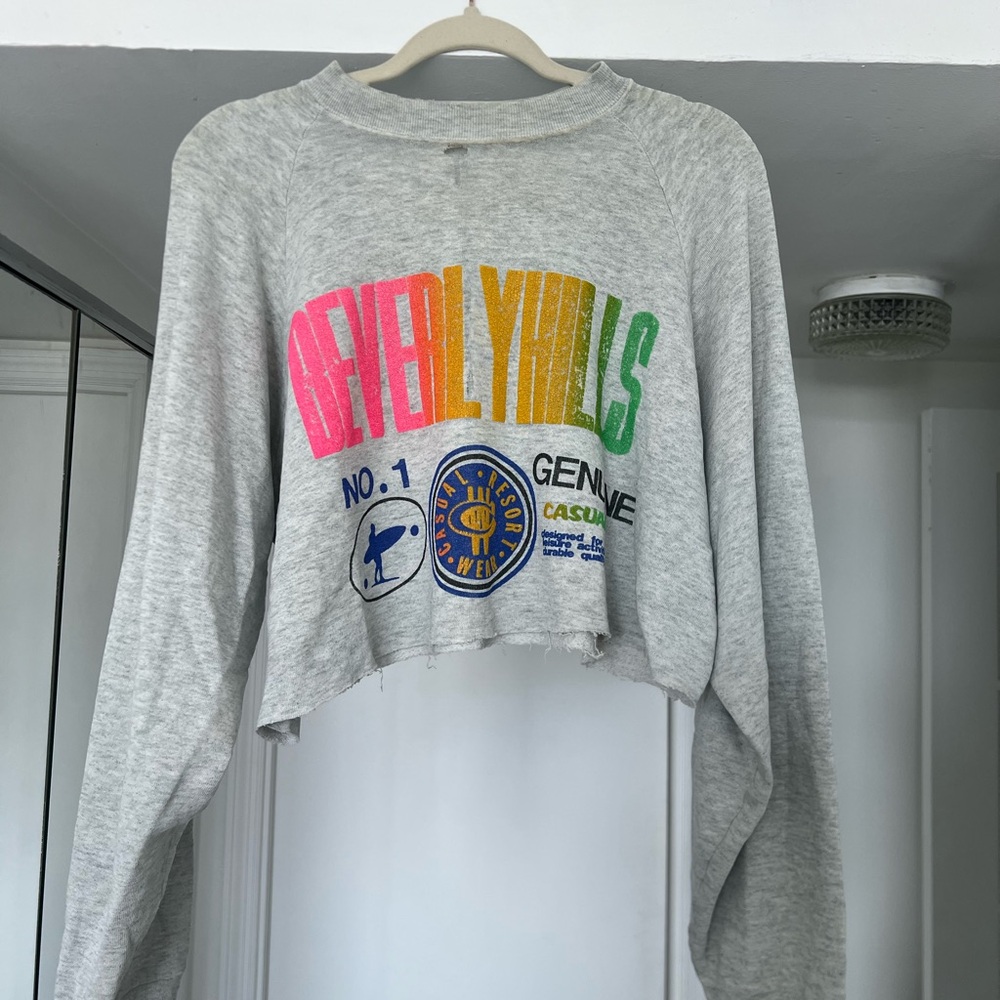 Gray Graphic Crop Sweater